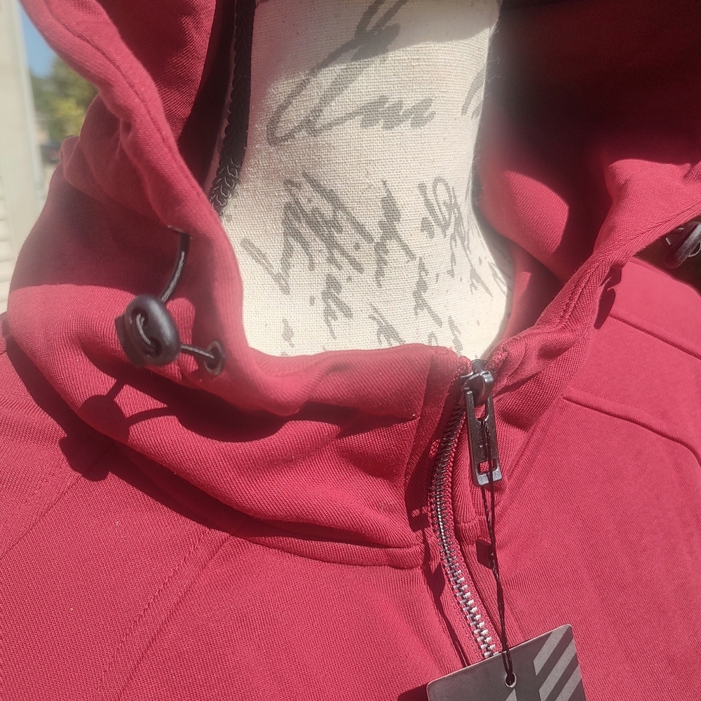 TBY Stylish Men's XXL Burgundy Zip-Up Hoodie NWT - Picture 4 of 10